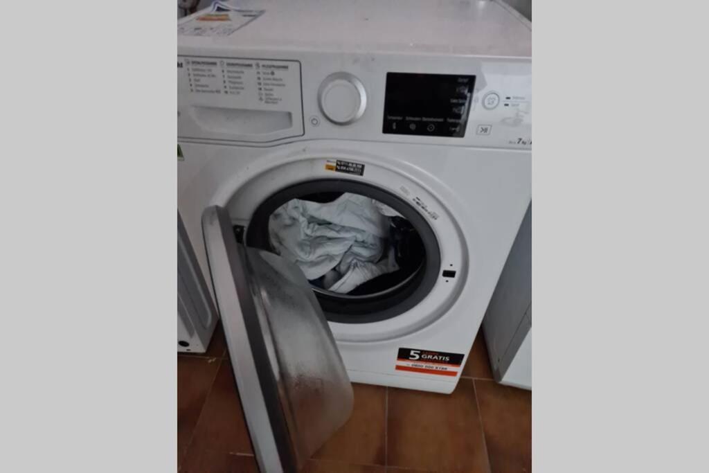 Charmantes Helles Zimmer Zentrumnah Und Naturnah Göppingen Esterno foto